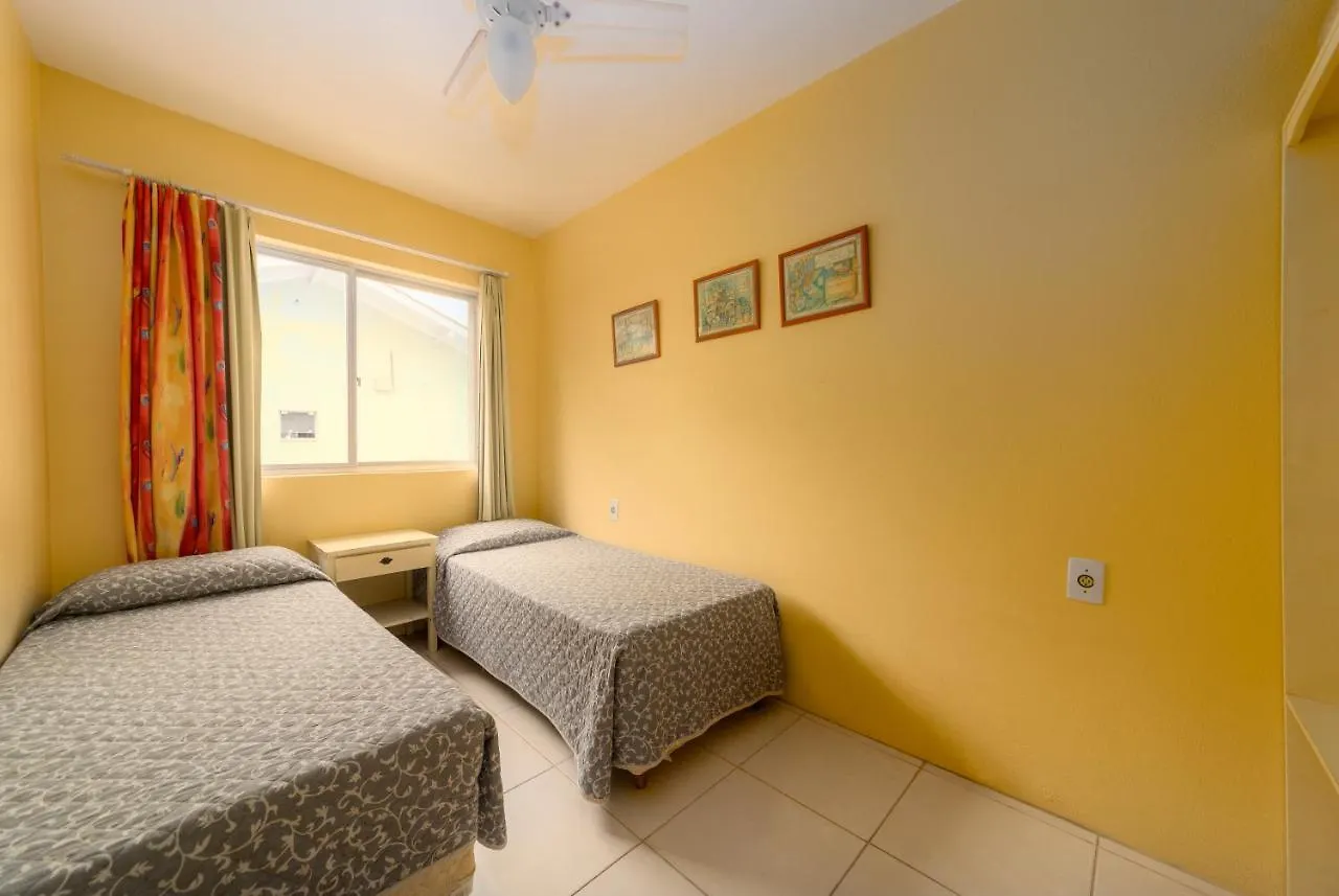 Residencial Kelly Cristina Apartment Bombinhas